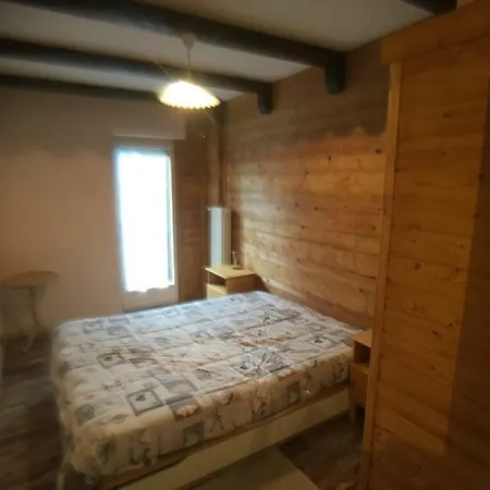 펜션 Il Capriolo Oulx